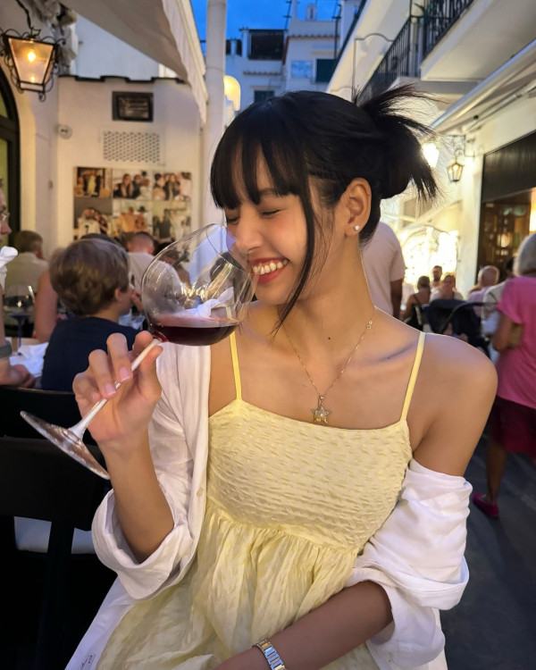 Lisa@BLACKPINK十一月香港舉辦見面會 單飛後首個亞洲巡迴登陸新加坡/泰國/台灣 