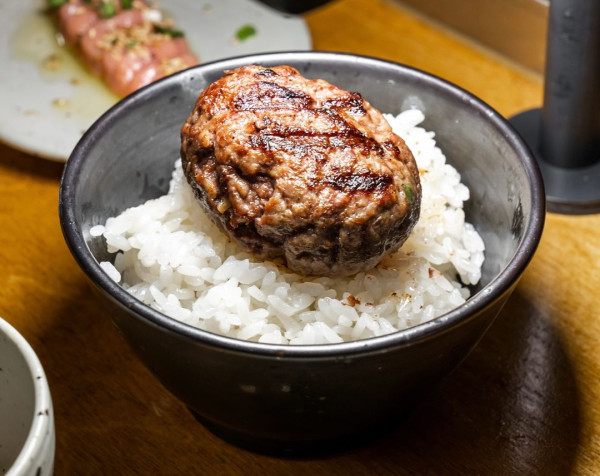 益善洞우연화（圖片來源：IG@woo.yeon.hwa）