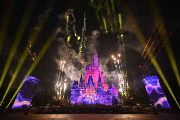 全球6大迪士尼樂園比較！門票價錢/特色/優惠一覽！全球唯一主題園區 