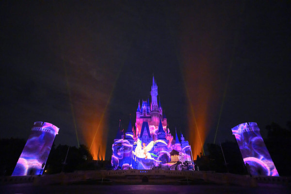 全球6大迪士尼樂園比較！門票價錢/特色/優惠一覽！全球唯一主題園區 