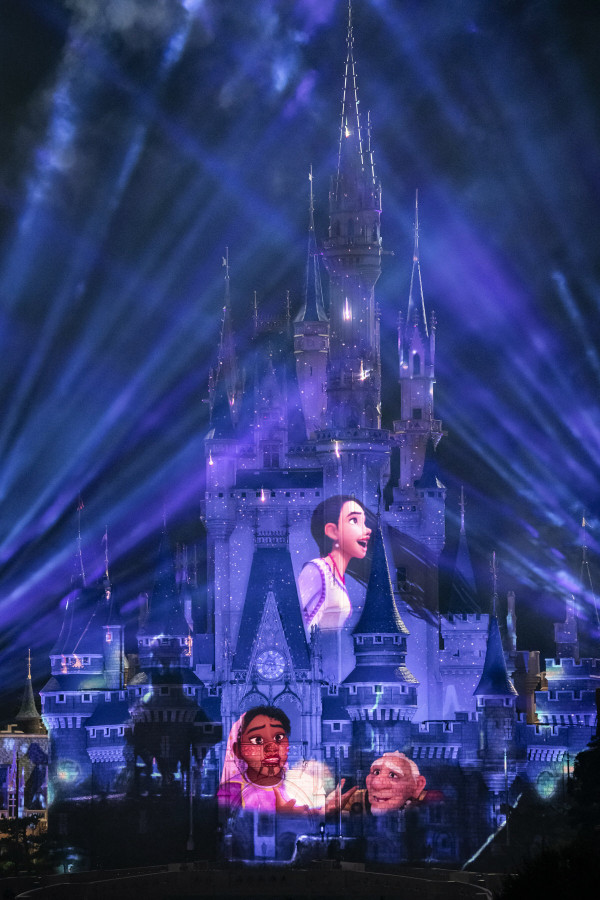 全球6大迪士尼樂園比較！門票價錢/特色/優惠一覽！全球唯一主題園區 