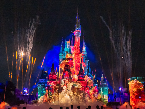 全球6大迪士尼樂園比較！門票價錢/特色/優惠一覽！全球唯一主題園區 