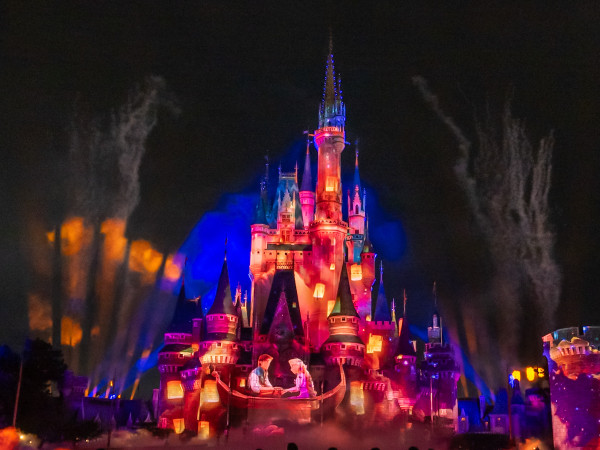 全球6大迪士尼樂園比較！門票價錢/特色/優惠一覽！全球唯一主題園區 