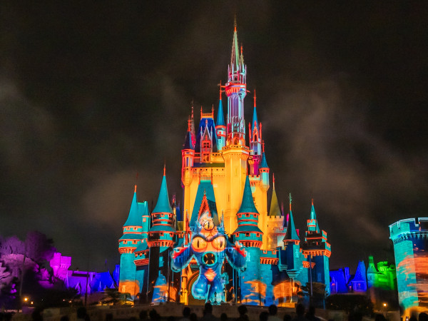 全球6大迪士尼樂園比較！門票價錢/特色/優惠一覽！全球唯一主題園區 