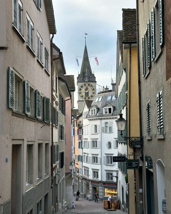 吳業坤與太太米蘭旅行險被偷嘢 猖狂扒手事敗竟然做一事挑機？ 