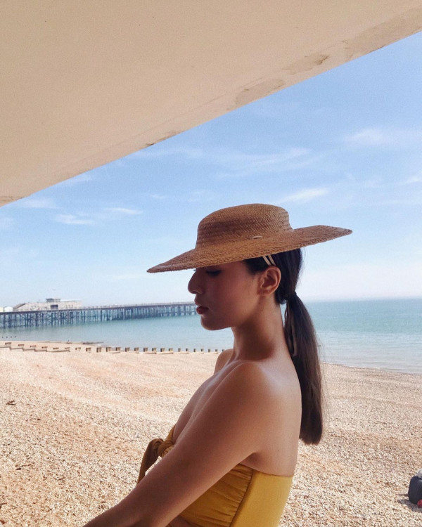 陸浩明女友遊台水著放題曬火辣身材！ 6號被指褲浪位有異樣：泳褲搶哂鏡 