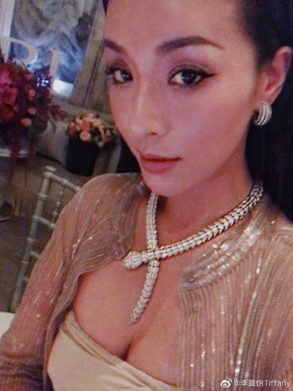 陸浩明女友遊台水著放題曬火辣身材！ 6號被指褲浪位有異樣：泳褲搶哂鏡 