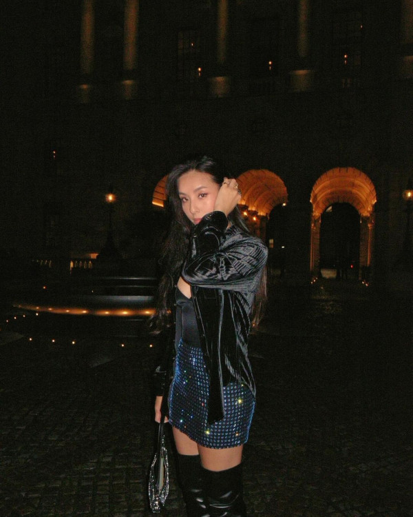 陸浩明女友遊台水著放題曬火辣身材！ 6號被指褲浪位有異樣：泳褲搶哂鏡 