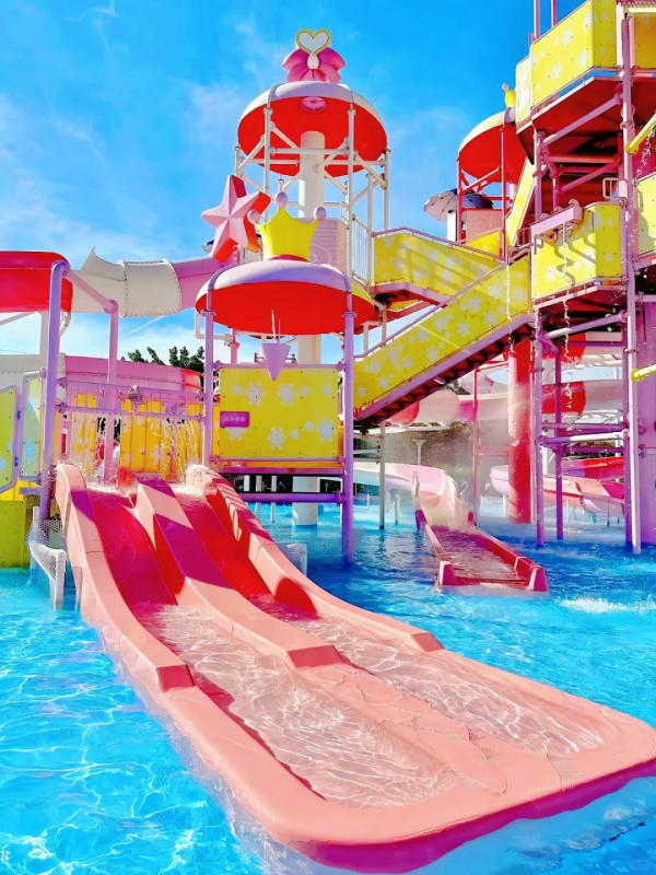 雲裡夢想樂園(圖片來源:小紅書@團建企劃婷婷) 雲裡夢想樂園(圖片來源:小紅書@團建企劃婷婷)