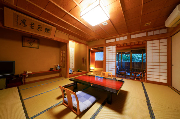 別府逾10間溫泉酒店推介！一泊二食/私人風呂/3分鐘到車站/人均XX起 