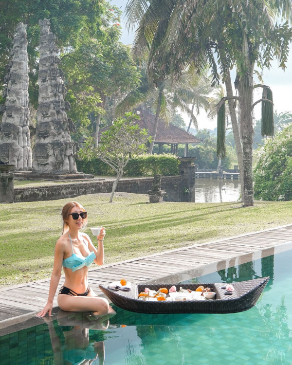 簡淑兒性感現身泰國音樂節 罕曬深長事業線 力撼咪神陳婉衡！ 