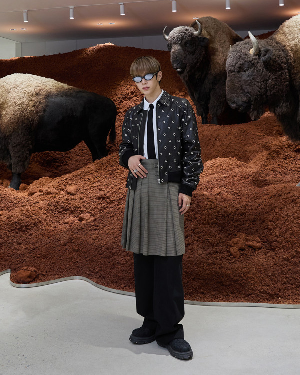 深圳巨人展｜3層高巨人登場！免費參觀6大打卡位 動態機械人臉/鏡面螳螂 