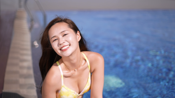 TVB「最強Body」郭珮文比堅尼浸溫泉大開中門極誘人！陳懿德連換泳衣派粉絲福利 