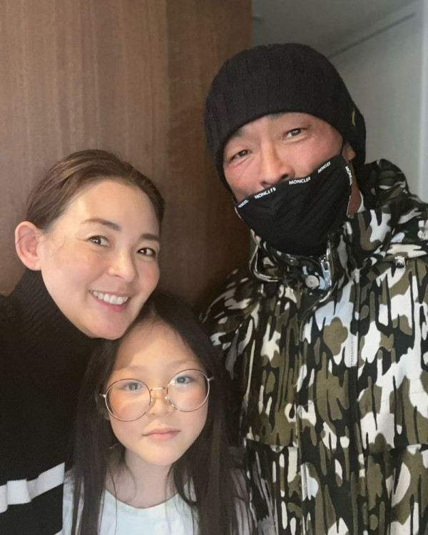 《超人回來了》秋小愛13歲生日!父母PO相慶祝感性落淚!近照判若兩人