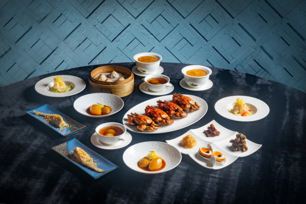 尖沙咀上海淮揚菜餐廳推出大閘蟹套餐   六両公蟹／蟹粉燴⿂翅／專人拆蟹