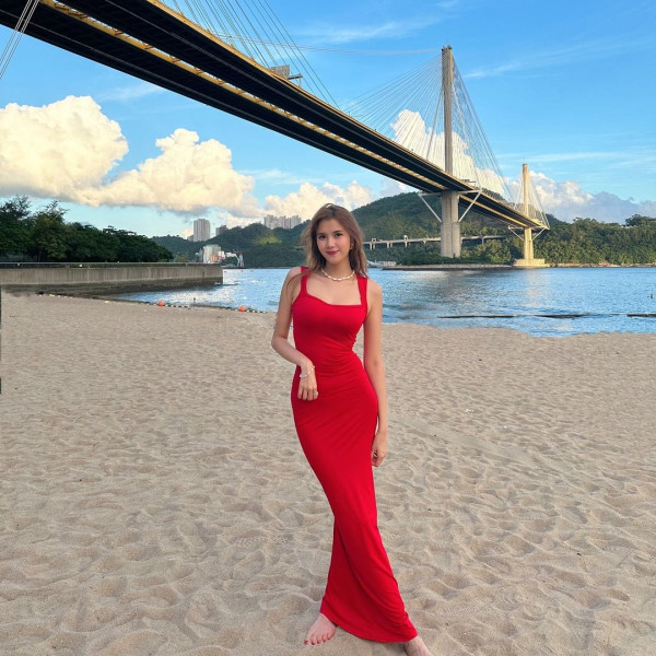 舒淇成都搭飛機返港狀態跌watt？包到冚仍難掩倦容 網友全憑一個特徵認出 