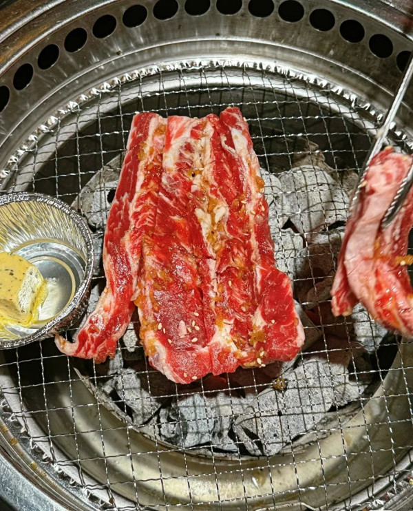 KK MALL｜來源：深圳地鐵、小紅書@跳舞的蓬蓬裙、小紅書@花喵喵、小紅書@暴飲暴食～瑜伽導師Rachel、小紅書@舉個栗子、小紅書@快樂星球、小紅書@耶耶美食、小紅書@莉莉兔子、太二酸菜魚官網、小紅書@蕉下見鹿、小紅書@憨居居-一起吃飯啦、小紅書@花花還能吃億口、小紅書@荔枝飽飽、小紅書@小福星、小紅書@墨鏡喵、番茄口袋、小紅書@會拍的梁波萬、小紅書@小秘書食記、小紅書@深圳吃貨課代表