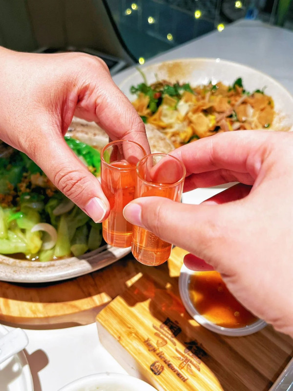 KK MALL｜來源：深圳地鐵、小紅書@跳舞的蓬蓬裙、小紅書@花喵喵、小紅書@暴飲暴食～瑜伽導師Rachel、小紅書@舉個栗子、小紅書@快樂星球、小紅書@耶耶美食、小紅書@莉莉兔子、太二酸菜魚官網、小紅書@蕉下見鹿、小紅書@憨居居-一起吃飯啦、小紅書@花花還能吃億口、小紅書@荔枝飽飽、小紅書@小福星、小紅書@墨鏡喵、番茄口袋、小紅書@會拍的梁波萬、小紅書@小秘書食記、小紅書@深圳吃貨課代表