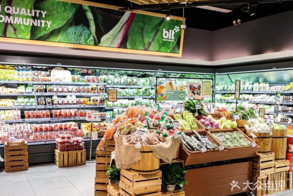 KK MALL｜來源：深圳地鐵、小紅書@跳舞的蓬蓬裙、小紅書@花喵喵、小紅書@暴飲暴食～瑜伽導師Rachel、小紅書@舉個栗子、小紅書@快樂星球、小紅書@耶耶美食、小紅書@莉莉兔子、太二酸菜魚官網、小紅書@蕉下見鹿、小紅書@憨居居-一起吃飯啦、小紅書@花花還能吃億口、小紅書@荔枝飽飽、小紅書@小福星、小紅書@墨鏡喵、番茄口袋、小紅書@會拍的梁波萬、小紅書@小秘書食記、小紅書@深圳吃貨課代表