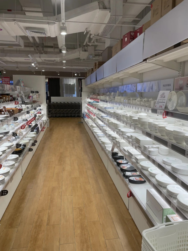 KK MALL｜來源：深圳地鐵、小紅書@跳舞的蓬蓬裙、小紅書@花喵喵、小紅書@暴飲暴食～瑜伽導師Rachel、小紅書@舉個栗子、小紅書@快樂星球、小紅書@耶耶美食、小紅書@莉莉兔子、太二酸菜魚官網、小紅書@蕉下見鹿、小紅書@憨居居-一起吃飯啦、小紅書@花花還能吃億口、小紅書@荔枝飽飽、小紅書@小福星、小紅書@墨鏡喵、番茄口袋、小紅書@會拍的梁波萬、小紅書@小秘書食記、小紅書@深圳吃貨課代表