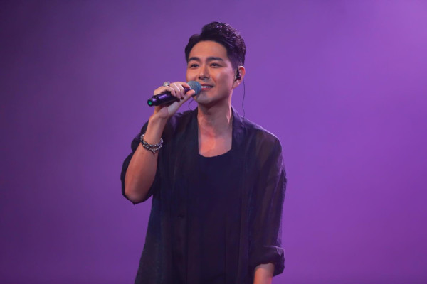 42歲黃翠如最新近照驚現牙籤腳！網民指「又瘦咗」曾被傳孕味濃 