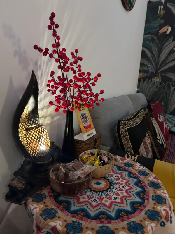 KK MALL｜來源：深圳地鐵、小紅書@跳舞的蓬蓬裙、小紅書@花喵喵、小紅書@暴飲暴食～瑜伽導師Rachel、小紅書@舉個栗子、小紅書@快樂星球、小紅書@耶耶美食、小紅書@莉莉兔子、太二酸菜魚官網、小紅書@蕉下見鹿、小紅書@憨居居-一起吃飯啦、小紅書@花花還能吃億口、小紅書@荔枝飽飽、小紅書@小福星、小紅書@墨鏡喵、番茄口袋、小紅書@會拍的梁波萬、小紅書@小秘書食記、小紅書@深圳吃貨課代表