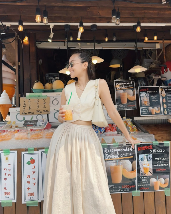 Mandy Lieu英國生圖曝光！搬離億萬豪宅 樸素打扮零化妝狀態驚人 