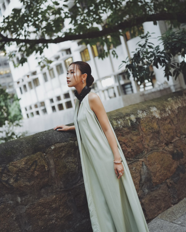 Mandy Lieu英國生圖曝光！搬離億萬豪宅 樸素打扮零化妝狀態驚人 