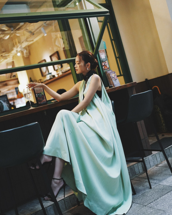 Mandy Lieu英國生圖曝光！搬離億萬豪宅 樸素打扮零化妝狀態驚人 