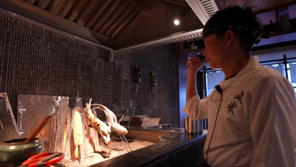 吃貨橫掃港深珠｜彭慧中/梁凱晴/廖慧儀玩轉大灣區！體驗399人仔直昇機遊 無邊際泳池水著派福利 