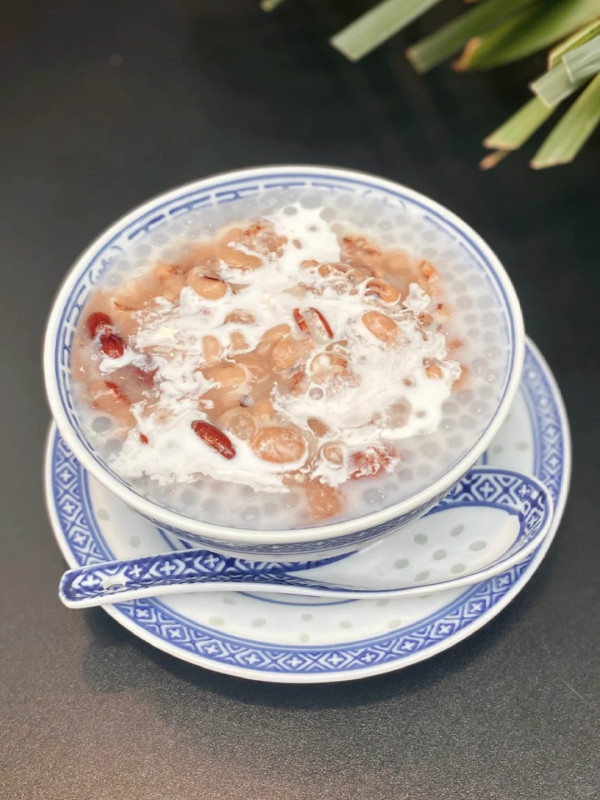 杏福甜品(圖片來源:小紅書@豌豆公主emoj) 杏福甜品(圖片來源:小紅書@豌豆公主emoj)