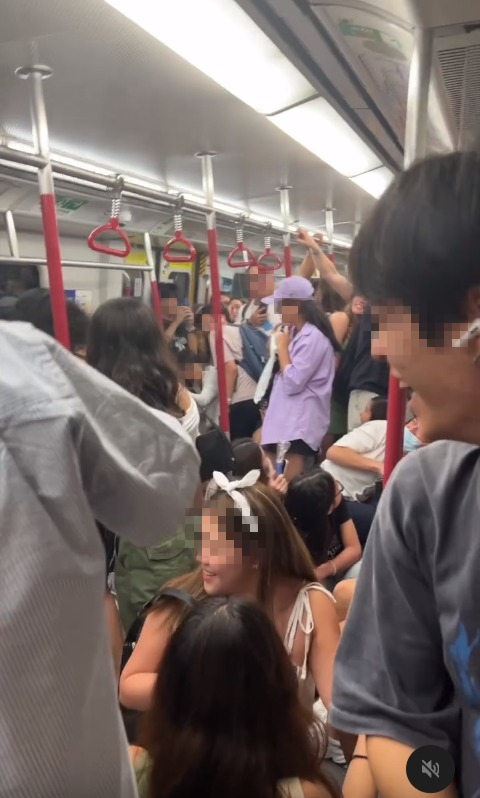 港鐵屍殺列車「不速之客」闖入車廂！多名女乘客嚇至花容失色 尖叫跪地逃跑