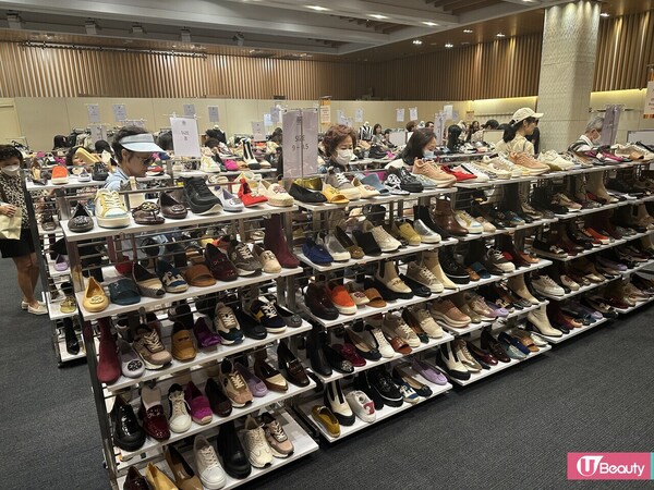 一連六日 Tory Burch 減價