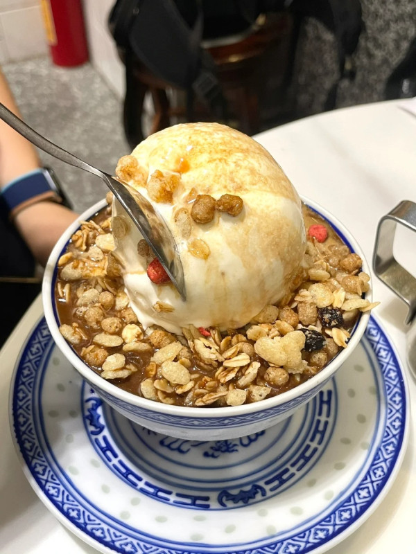 杏福甜品(圖片來源:小紅書@小羊吃不飽!) 杏福甜品(圖片來源:小紅書@小羊吃不飽!)