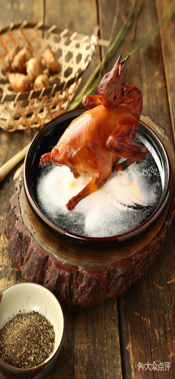 大鴿飯(圖片來源:大眾點評) 大鴿飯(圖片來源:大眾點評)