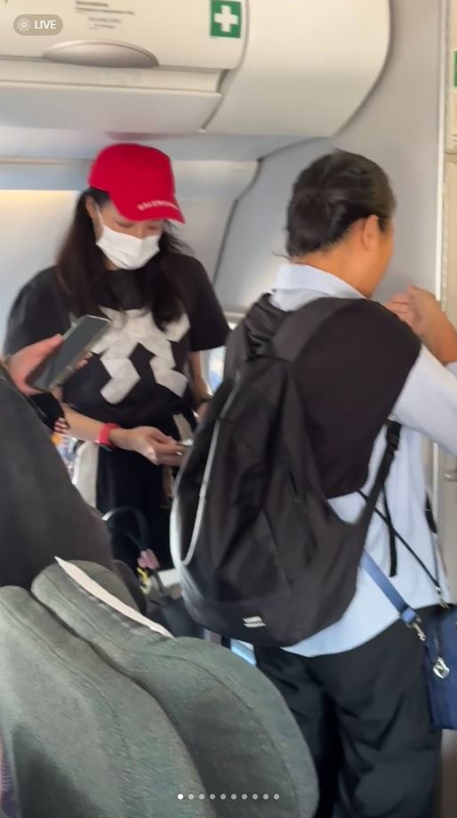 舒淇成都搭飛機返港狀態跌watt？包到冚仍難掩倦容 網友全憑一個特徵認出 