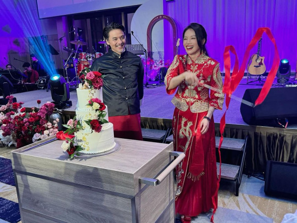 舒淇成都搭飛機返港狀態跌watt？包到冚仍難掩倦容 網友全憑一個特徵認出 