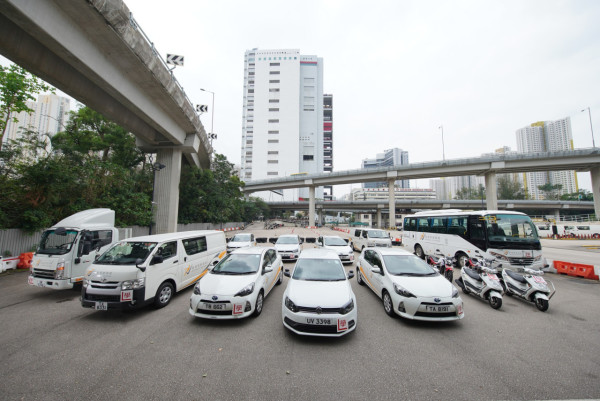 【學車考牌步驟】學費/排期/考試路線！私人師傅vs駕駛學院？私家車牌/貨Van牌？棍波/自動波？