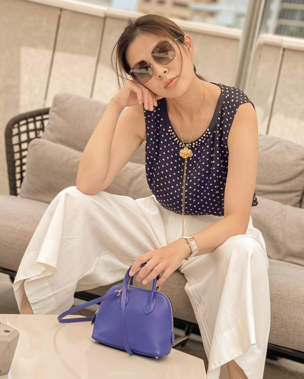 前港姐冠軍著比堅尼歐遊！突然性感露肉派福利！ 