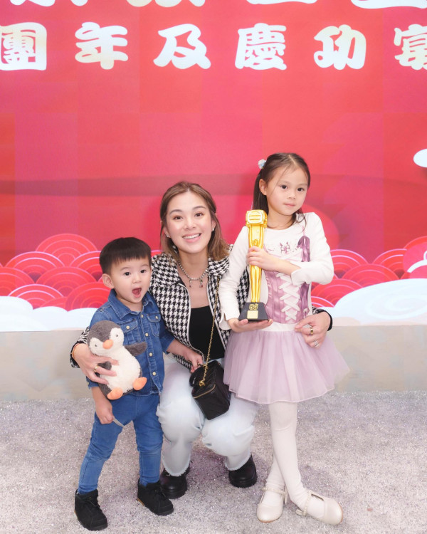 前港姐冠軍著比堅尼歐遊！突然性感露肉派福利！ 