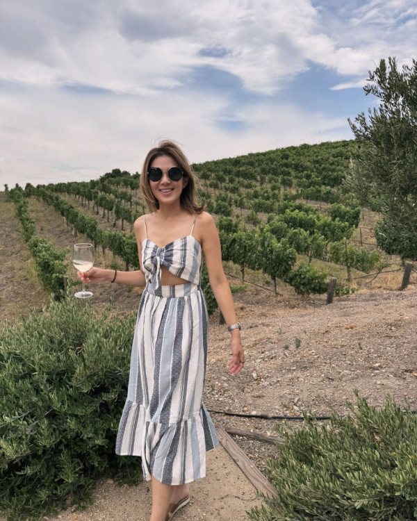 前港姐冠軍著比堅尼歐遊！突然性感露肉派福利！ 