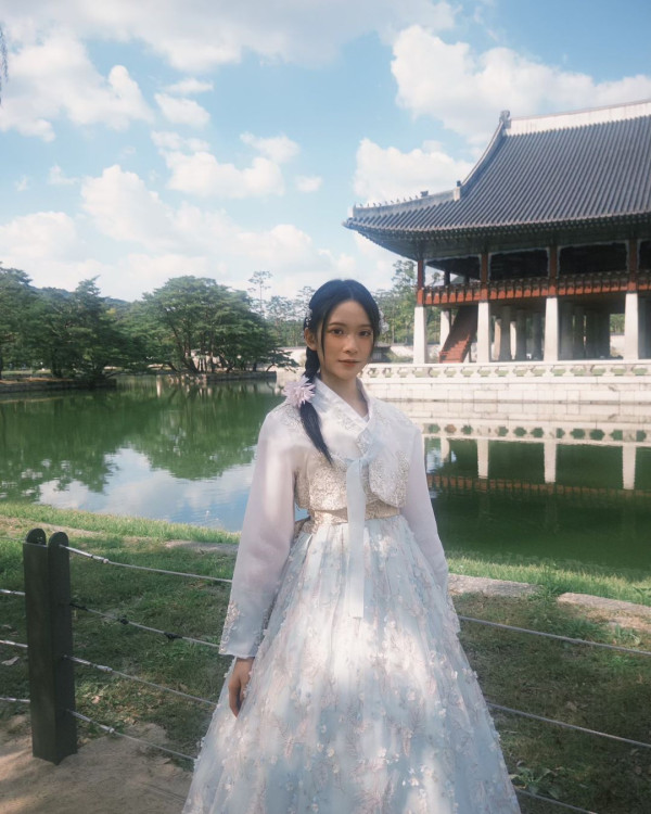 台灣瘋傳Costco氣質美女收銀員!網民以為明星拍節目 求分店地址!