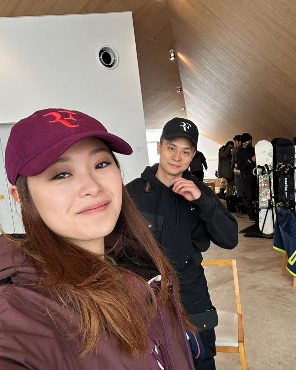 TVB花旦沖繩泳裝曬逆天長腿 玉背超吸睛!告別過往「肉肉身型」