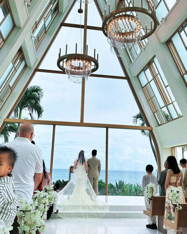 TVB花旦沖繩泳裝曬逆天長腿 玉背超吸睛!告別過往「肉肉身型」