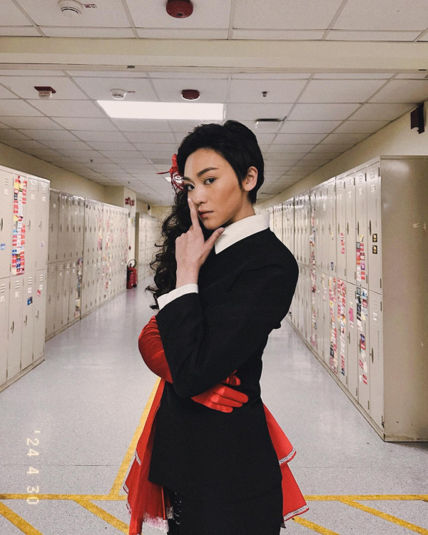 《愛回家》30歲小花遊越南富國島狂晒靚相!螢光粉色泳衣露事業線!