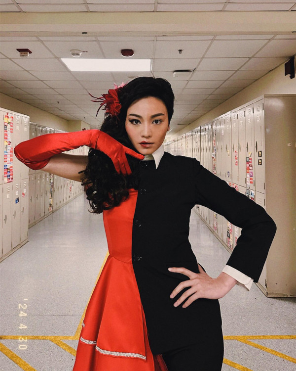 《愛回家》30歲小花遊越南富國島狂晒靚相!螢光粉色泳衣露事業線!