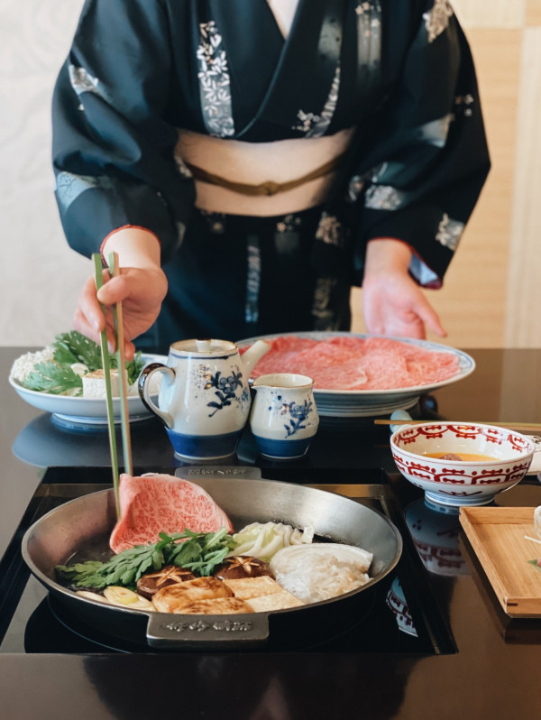 淺草美食︰壽喜燒百年老店 淺草今半(圖片來源︰FB@浅草今半) 淺草美食︰壽喜燒百年老店 淺草今半(圖片來源︰FB@浅草今半)