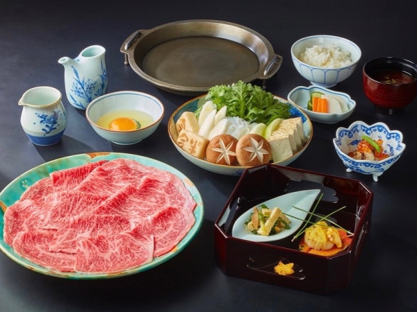 淺草美食︰壽喜燒百年老店 淺草今半(圖片來源︰FB@浅草今半) 淺草美食︰壽喜燒百年老店 淺草今半(圖片來源︰FB@浅草今半)