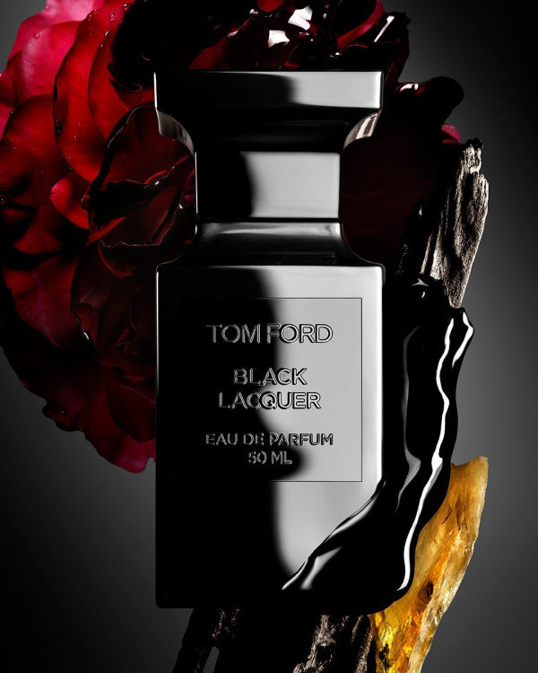 木香香水推介9 : TOM FORD Black Lacquer 香氛  售价 : HK$2,040(30ML)/HK$3,245(50ML)/HK$7,860(250ML)