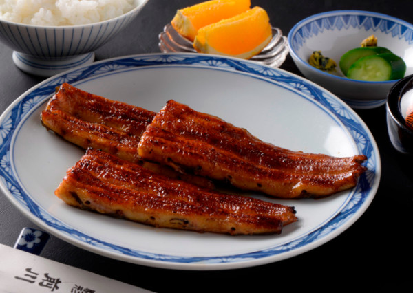 淺草美食︰特製蒲燒鰻魚飯 駒形前川(圖片來源︰駒形前川官網) 淺草美食︰特製蒲燒鰻魚飯 駒形前川(圖片來源︰駒形前川官網)